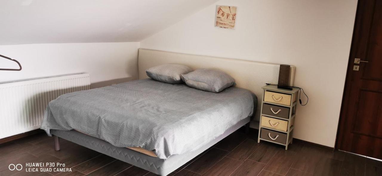 Luca'S Home Orszowa Zewnętrze zdjęcie
